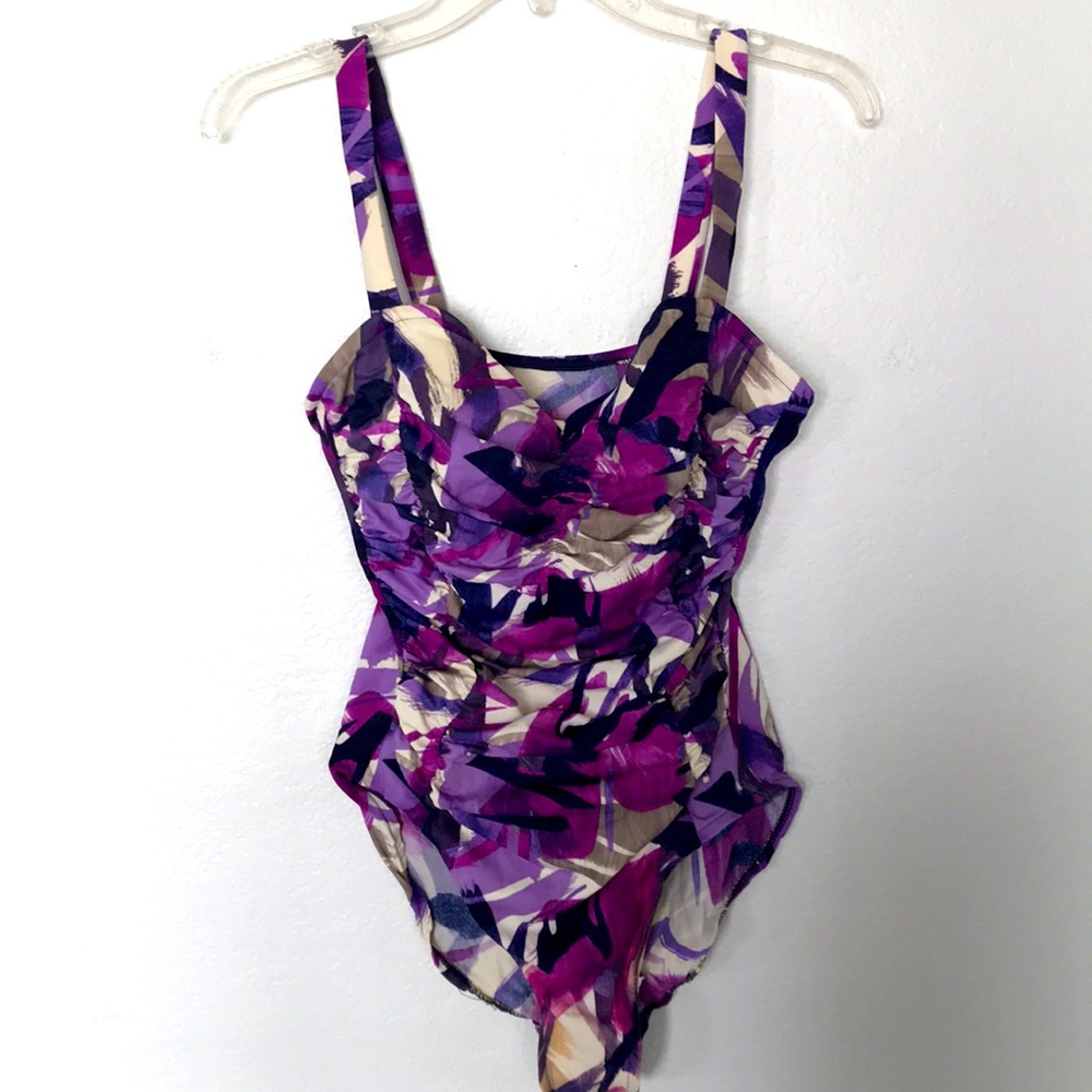💜EXTRA TUMMY CONTROL ONE PIECE SWIMSUIT SIZE 14 BY CROFT& BARROW PRETTY PURPLES